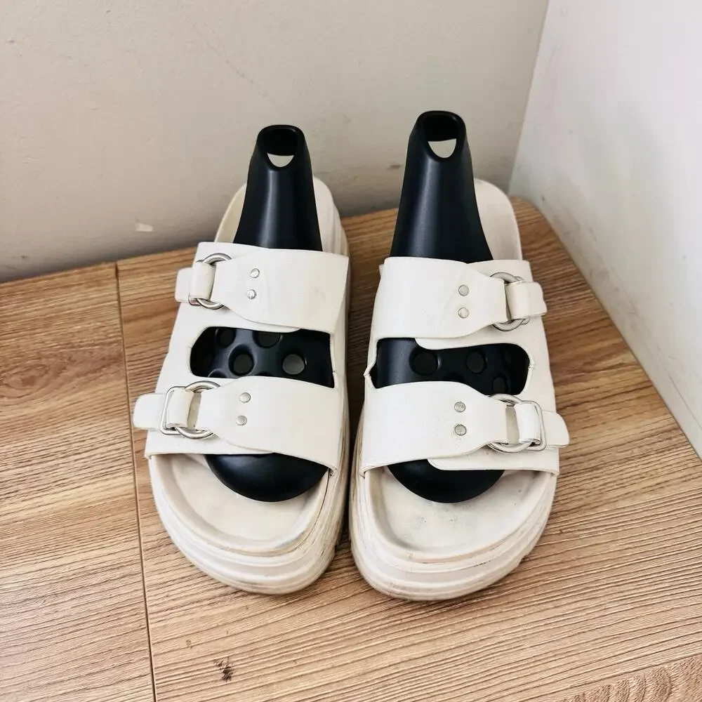 Steve Madden Urban White Leather Buckle Slides Women’s Size 7